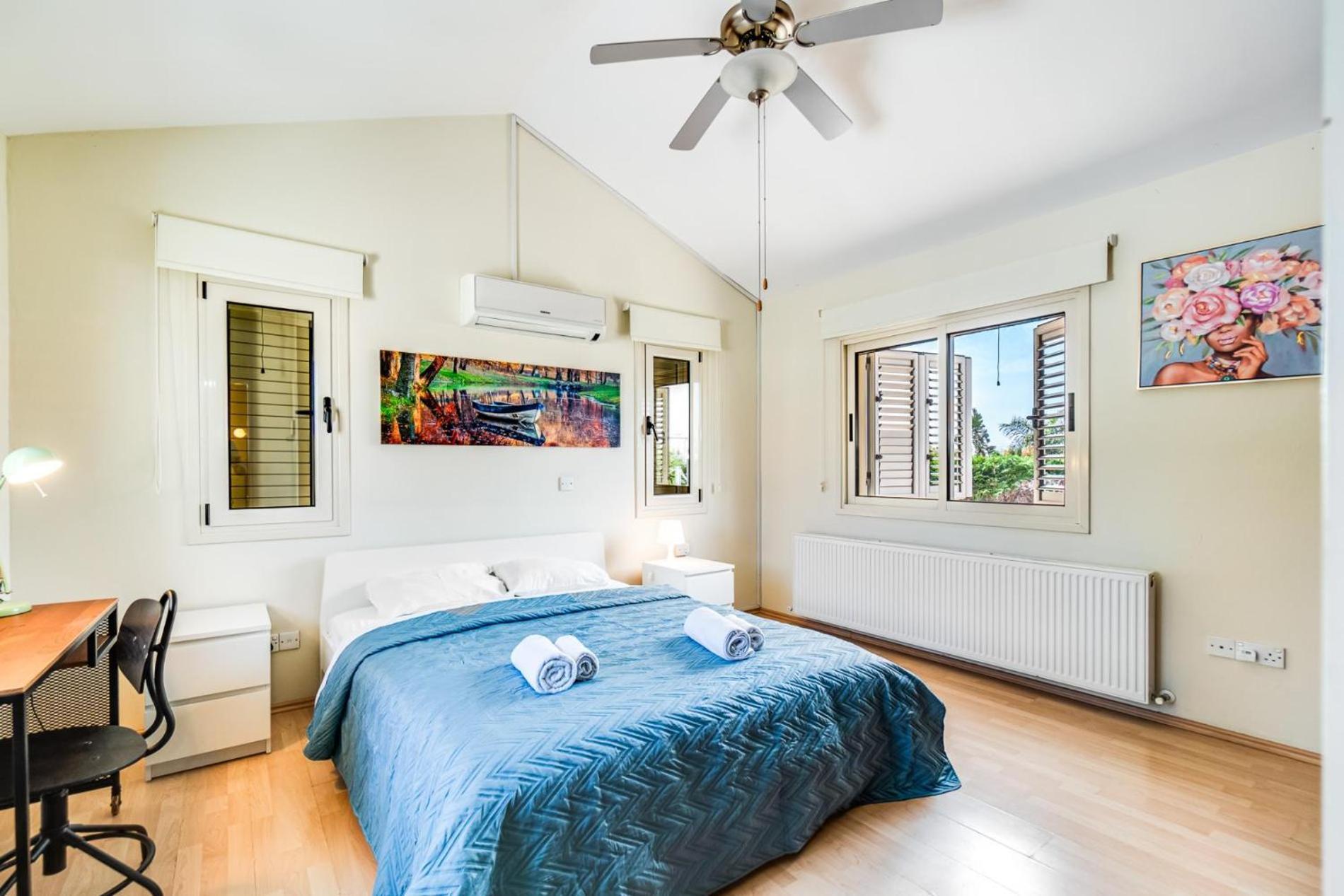 Villa Venus By Ezoria Villas Periwolia Zewnętrze zdjęcie